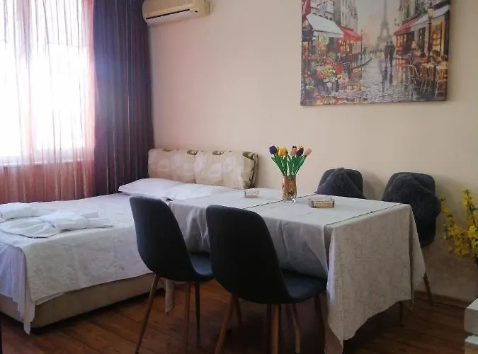 アパート ,,edelvais- Lux